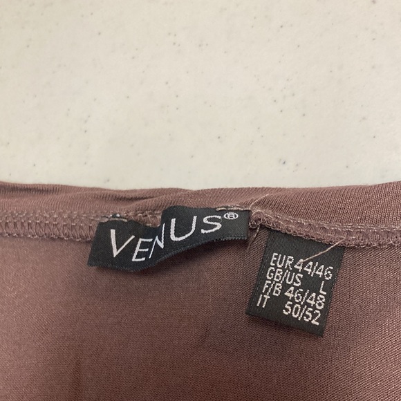 Venus T-shirt Dress - Picture 9 of 10